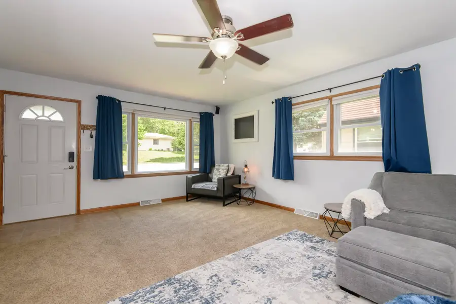 1109 Lawndale Ave, Waukesha, WI 53188 - #3
