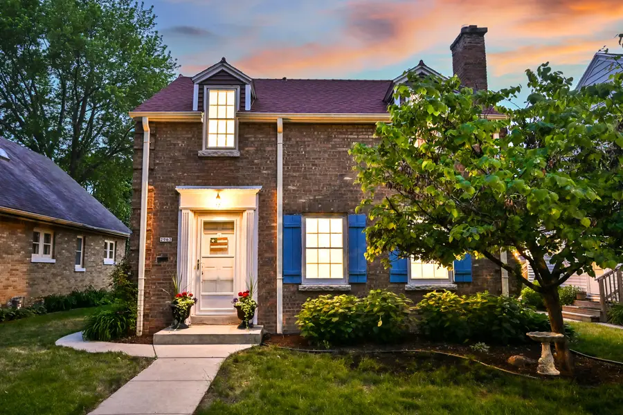 2963 N 70th St, Milwaukee, WI 53210 - #2