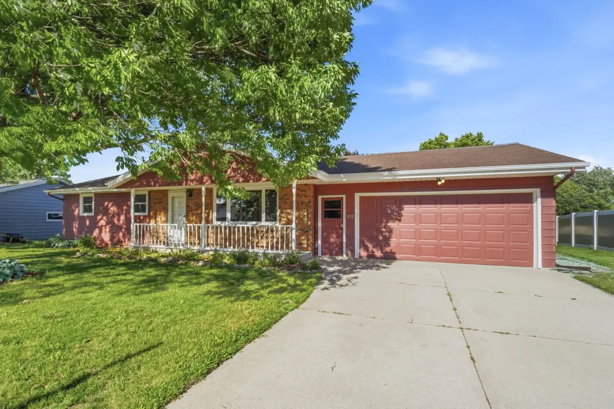 1712 Mckinley St, New Holstein, WI 53061 - #1