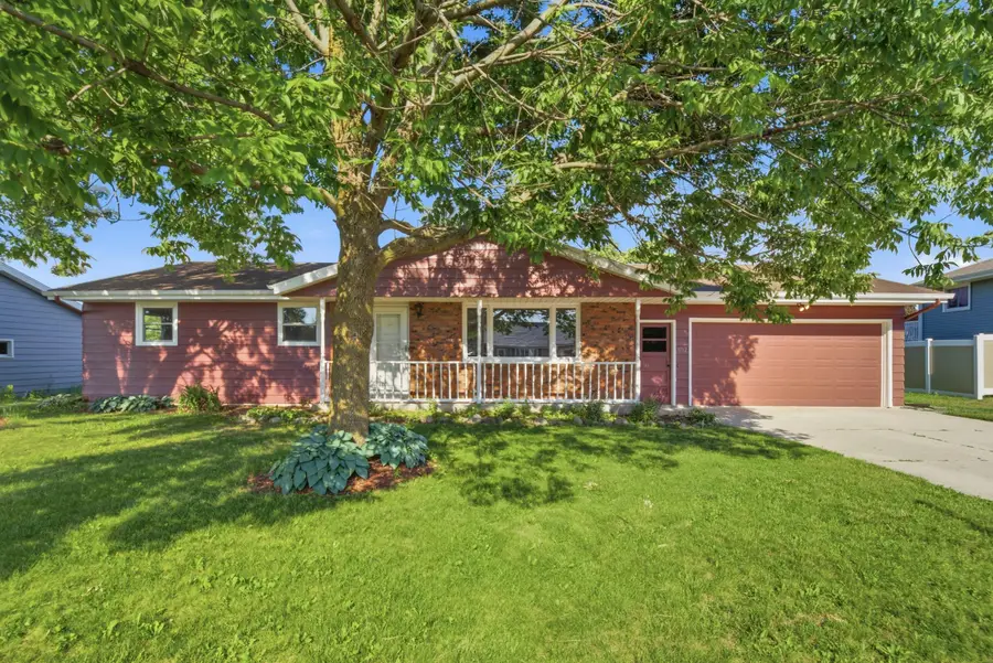 1712 Mckinley St, New Holstein, WI 53061 - #2
