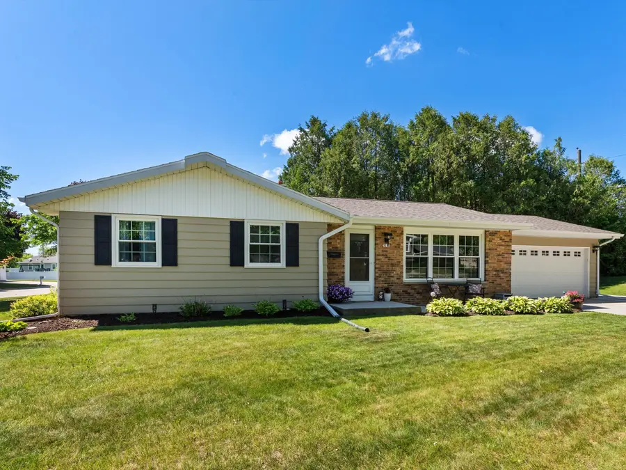 3113 North Ave, Sheboygan, WI 53083 - #3