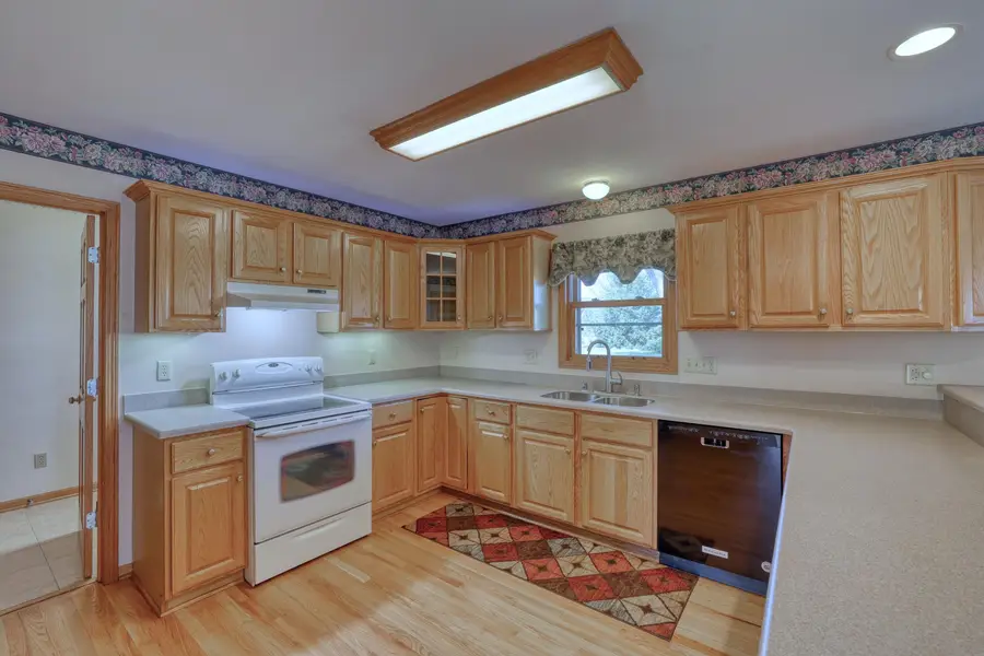 4461 S 116th St, Greenfield, WI 53228 - #3