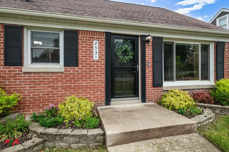 2531 N 80th St, Wauwatosa, WI 53213 - #2