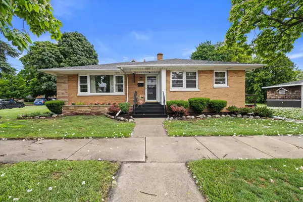 2320 51st St, Kenosha, WI 53140