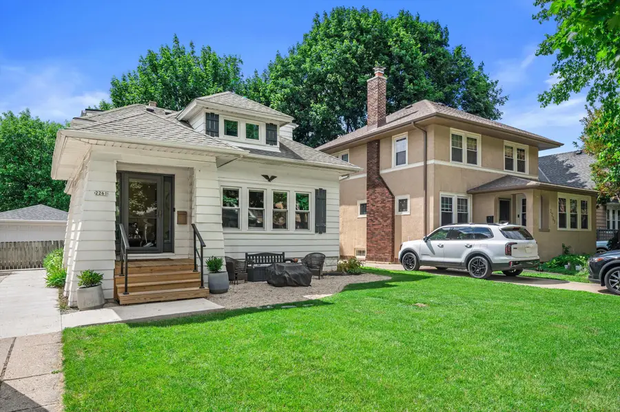 2261 N 59th St, Milwaukee, WI 53208 - #3