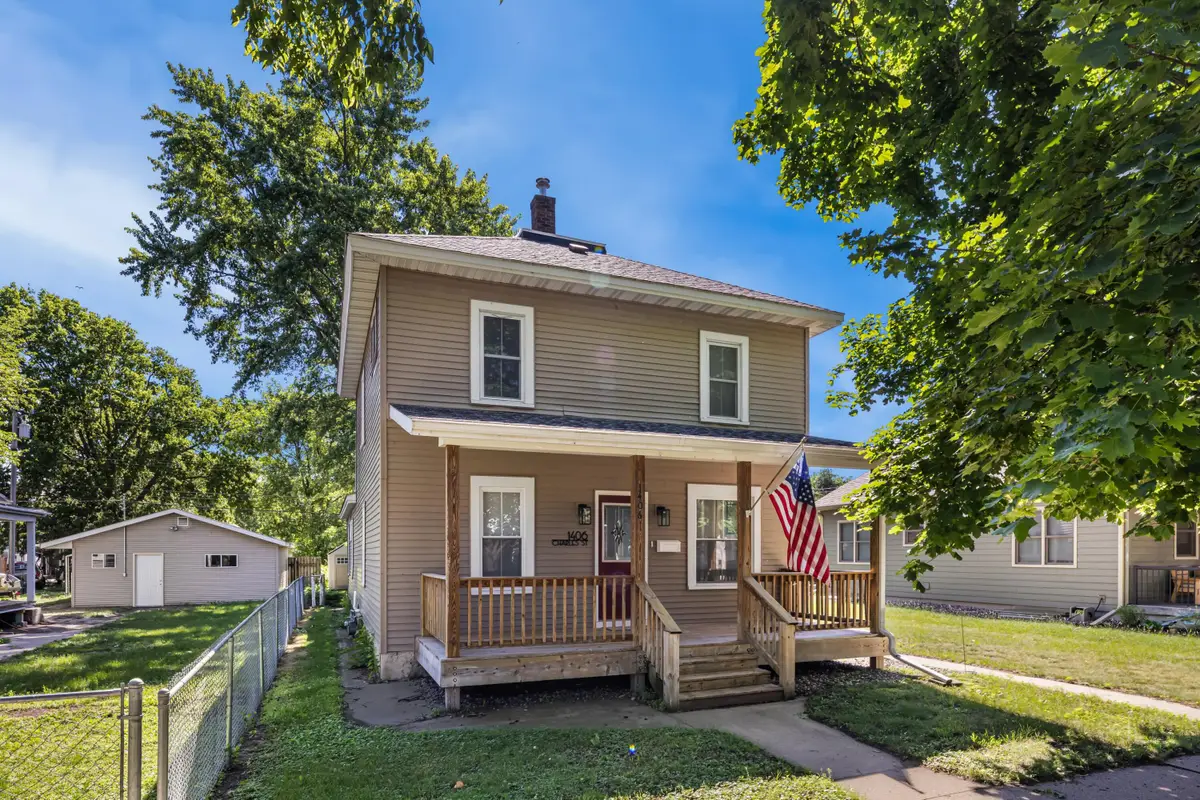 1406 Charles St, La Crosse, WI 54603 - #1