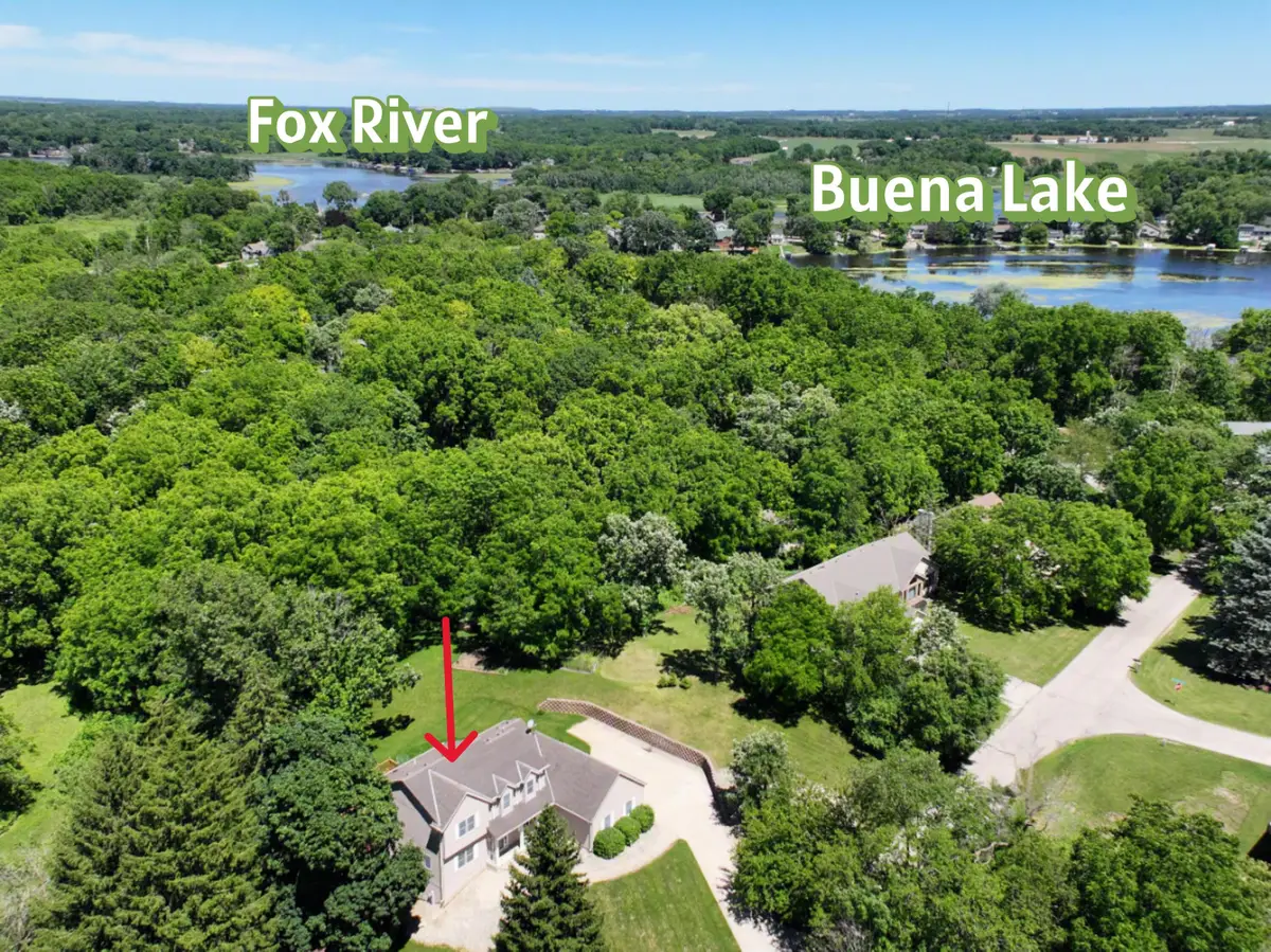 30906 Pleasant View Dr, Waterford, WI 53185 - #1