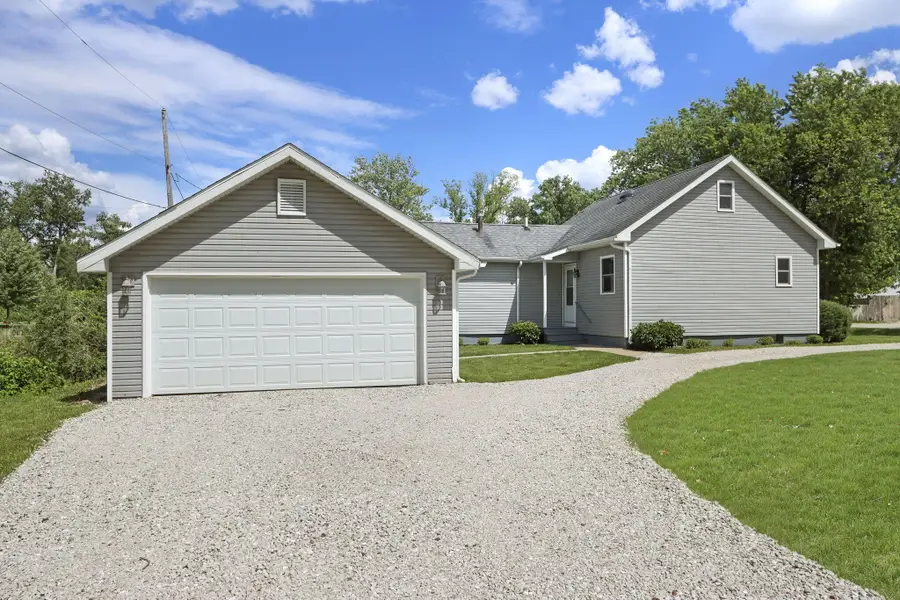 28430 117th St, Trevor, WI 53179 - #2