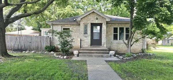 4304 65th St, Kenosha, WI 53142
