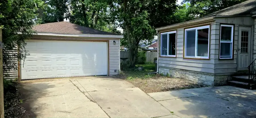 4304 65th St, Kenosha, WI 53142 - #2