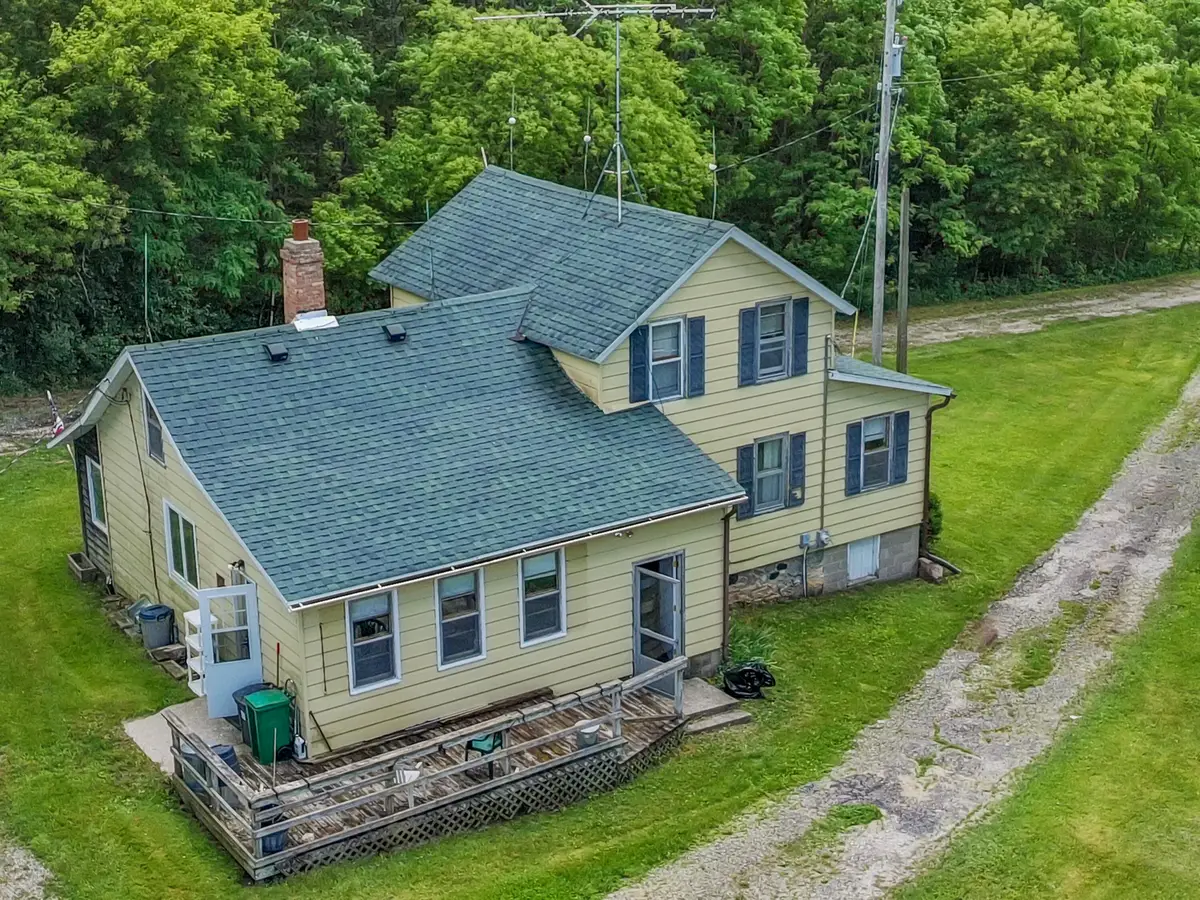 6304 Sheridan Springs Rd, Lyons, WI 53105 - #1