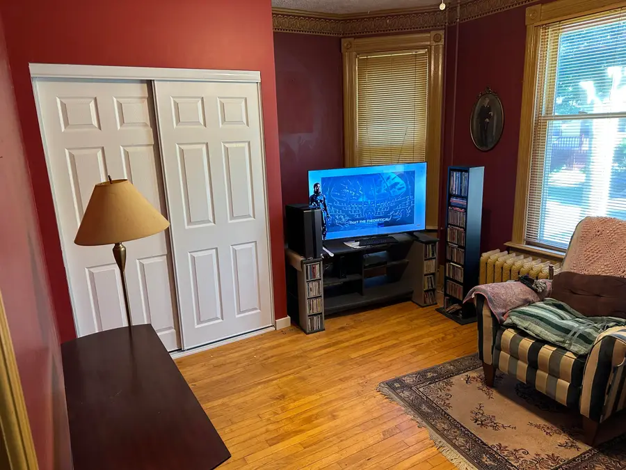 1711 E Belleview Pl, Milwaukee, WI 53211 - #3