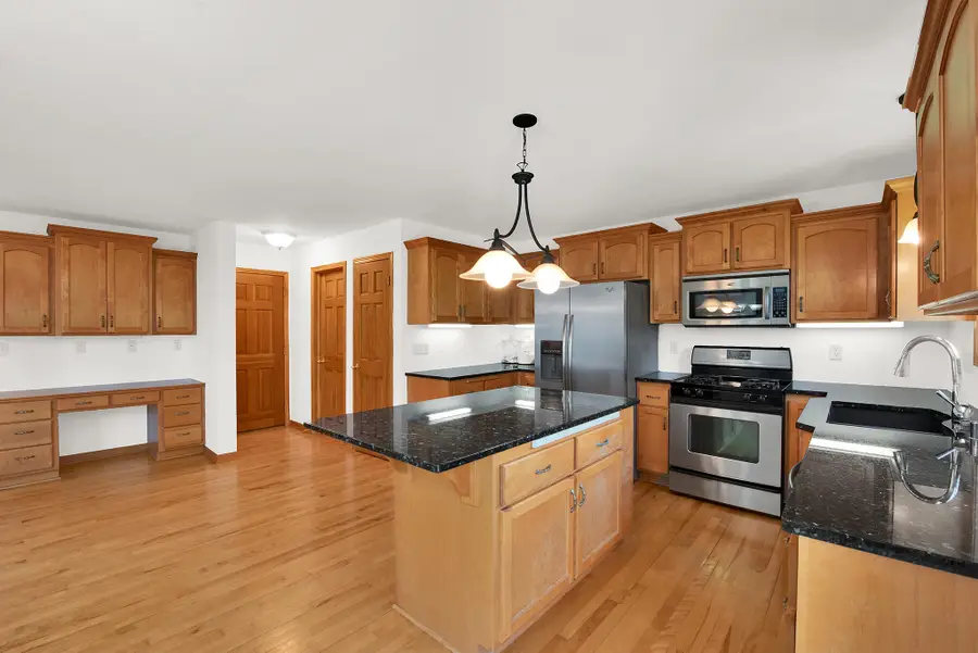 9505 N Michael Ct, Milwaukee, WI 43224 - #2