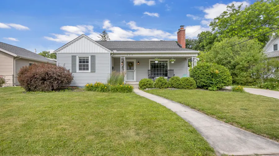 674 Grace Ave, Fond Du Lac, WI 54935 - #2