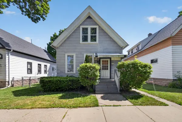 2927 W Lapham St, Milwaukee, WI 53215