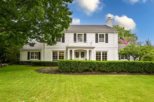 12500 Stephen Pl, Elm Grove, WI 53122