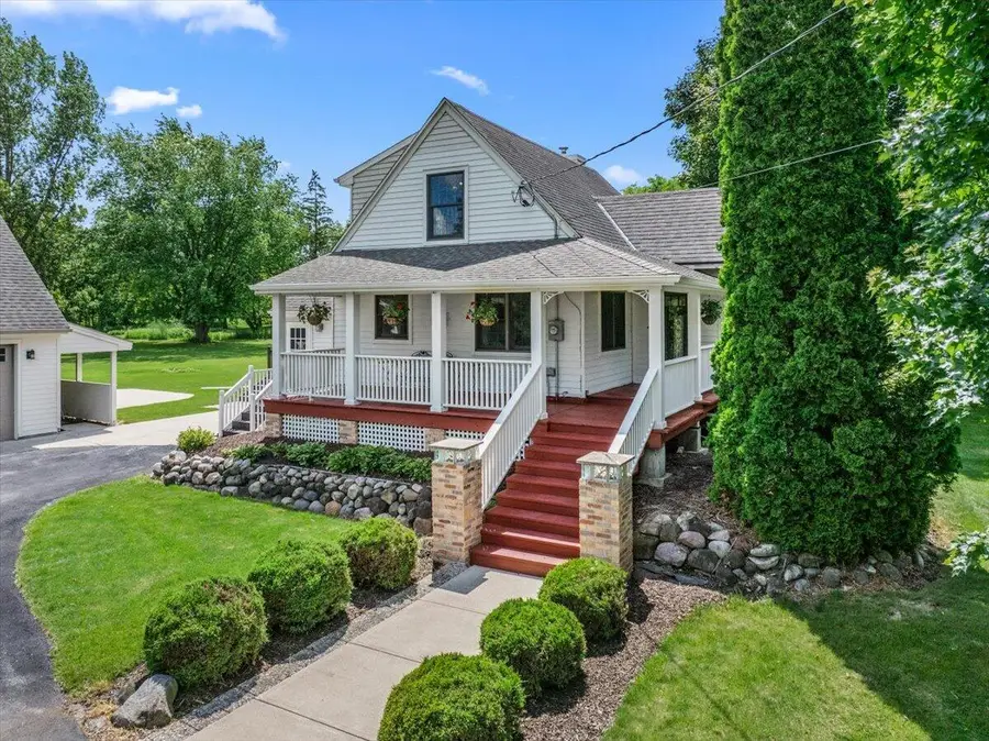 N104W16269 Donges Bay Rd, Germantown, WI 53022 - #2