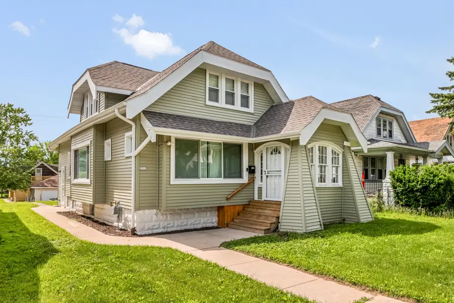 3713 N 15th St, Milwaukee, WI 53206 - #3