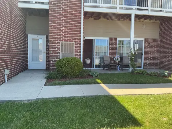 6846 102nd St, Pleasant Prairie, WI 53158