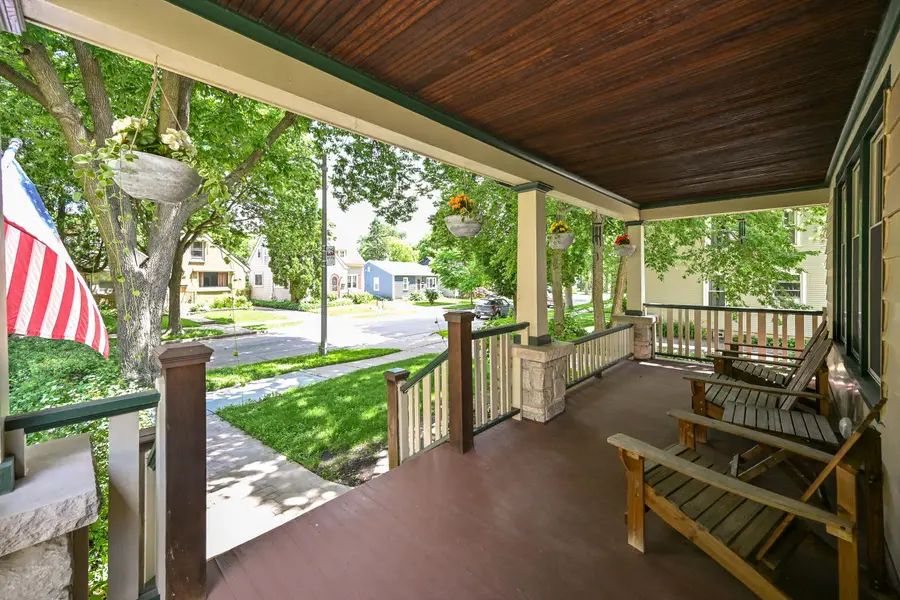 1347 N 71st St, Wauwatosa, WI 53213 - #2