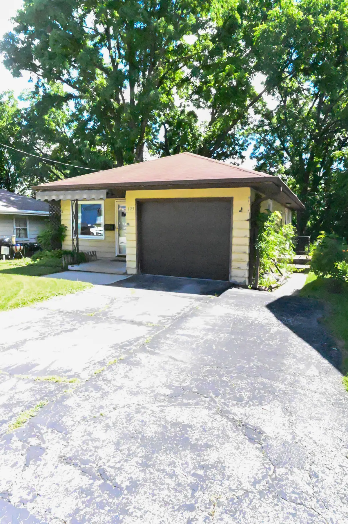 125 Spring St, Waukesha, WI 53188 - #1
