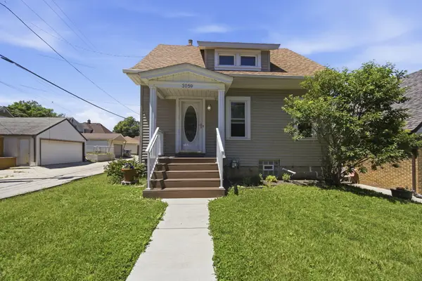 3059 S 40th St, Milwaukee, WI 53215