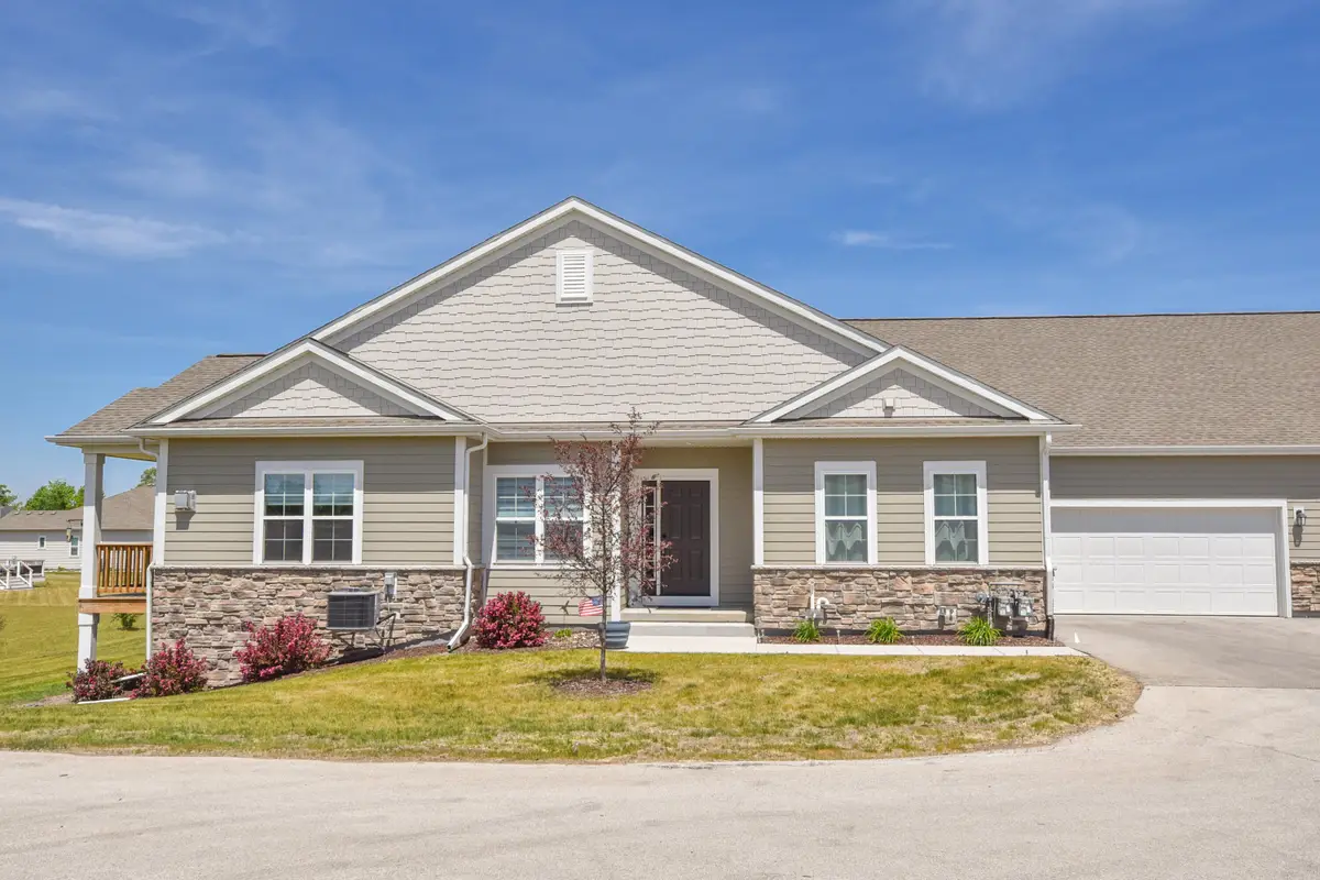 N112W14168 Wrenwood Pass, Germantown, WI 53022 - #1