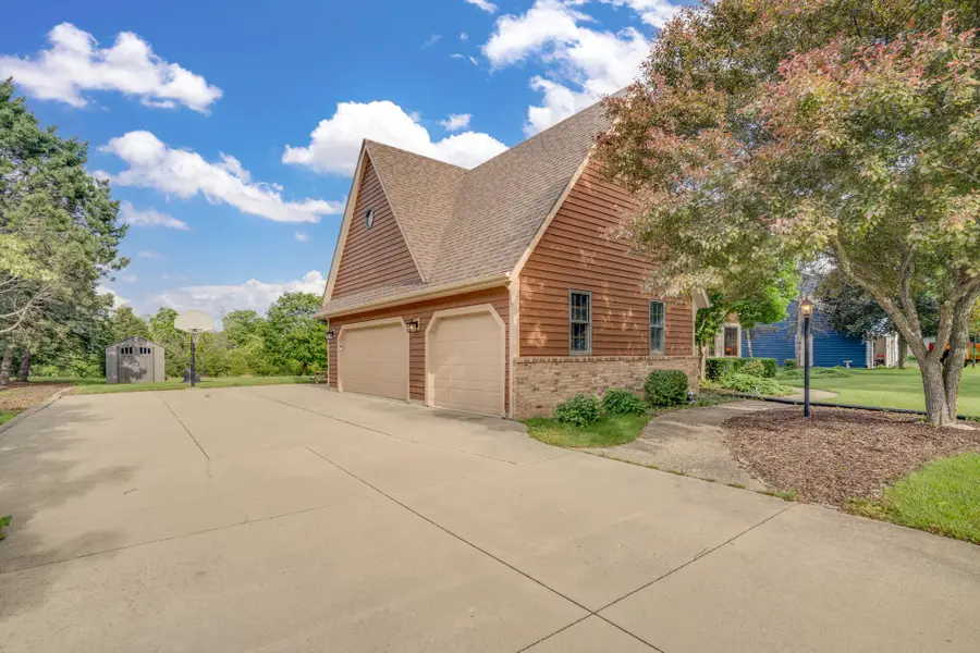 1145 63rd Ave, Somers, WI 53144 - #3