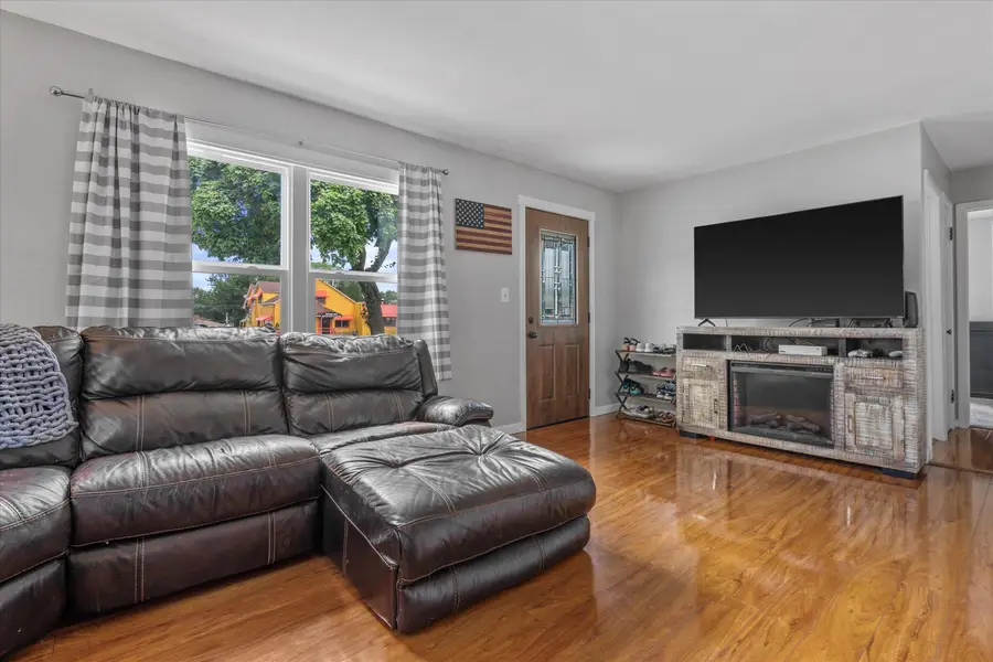 5005 W Forest Home Ave, Milwaukee, WI 53219 - #3