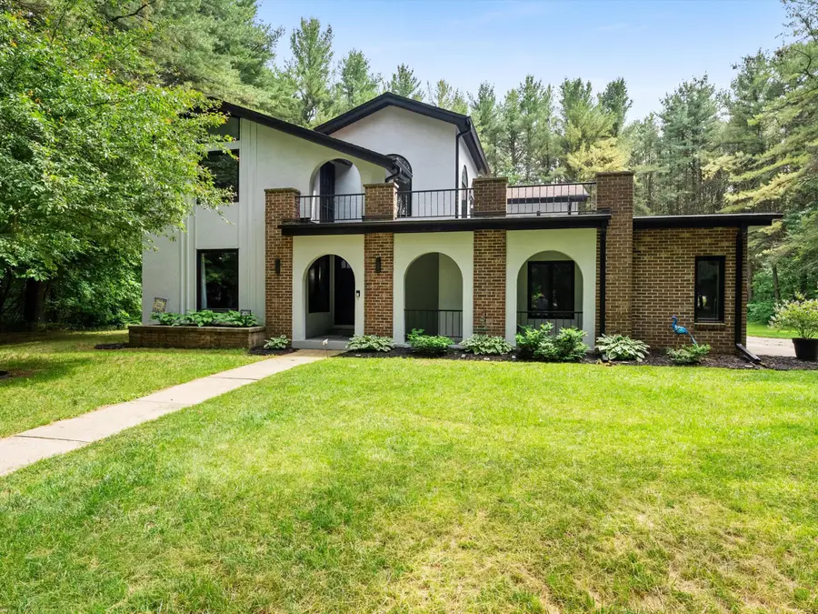 W1439 E Van Ess Rd, Holland, WI 53070 - #2