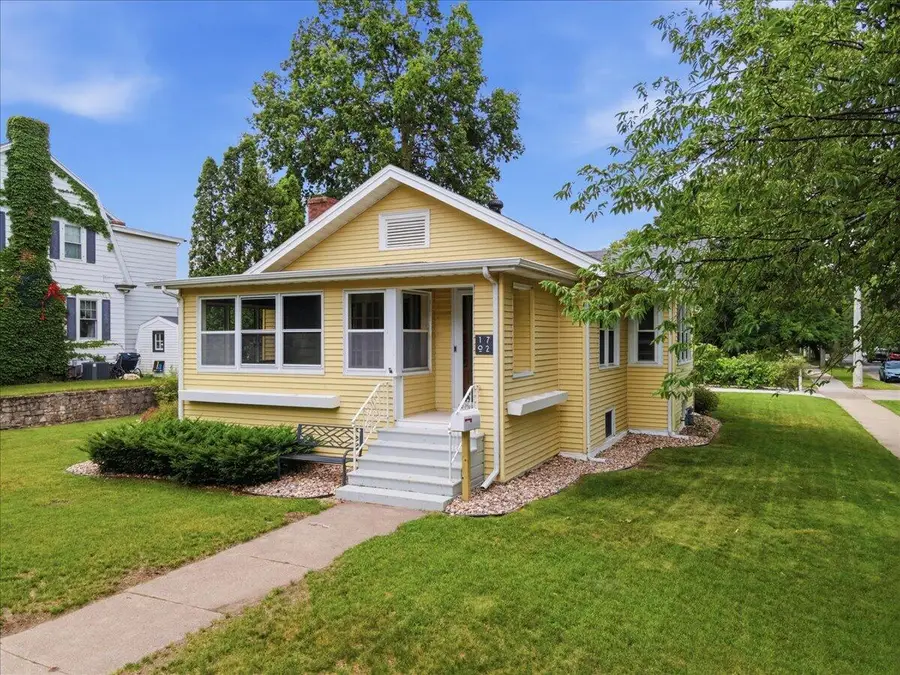 1702 Cass St, La Crosse, WI 54601 - #2