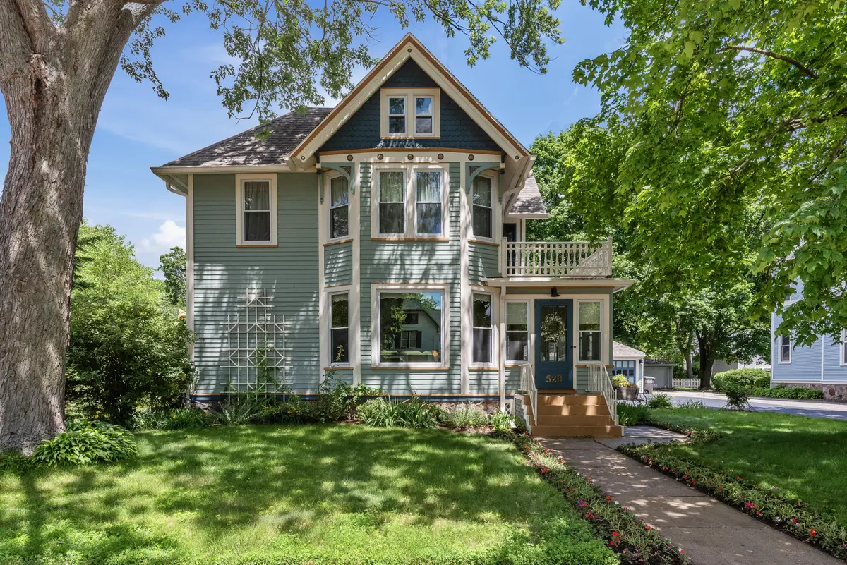 520 W Wisconsin Ave, Oconomowoc, WI 53066 - #1