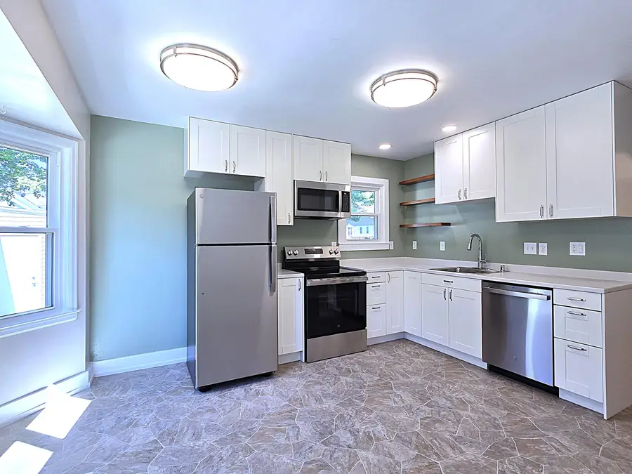 1957 S 82nd St, West Allis, WI 53219 - #2
