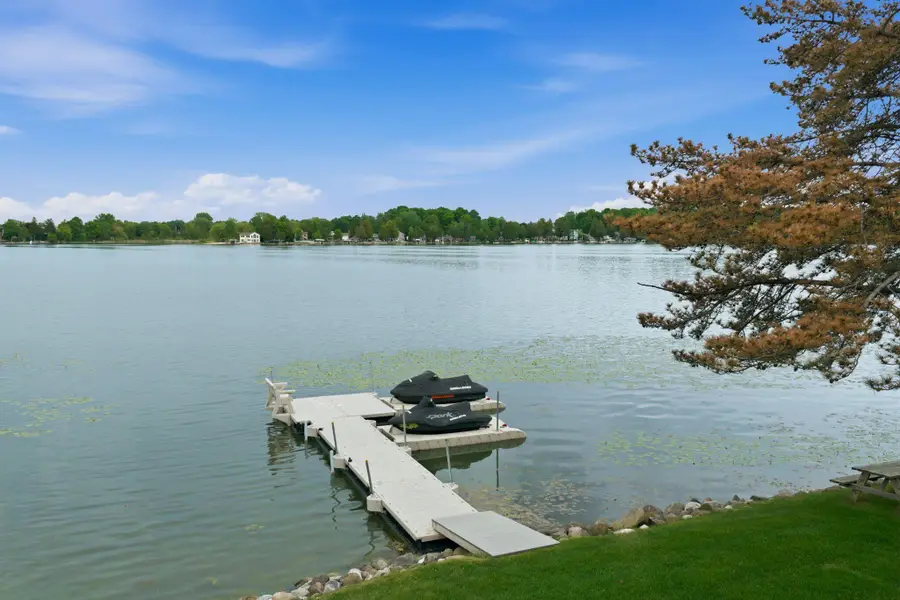 405 Lake Dr, Random Lake, WI 53075 - #3