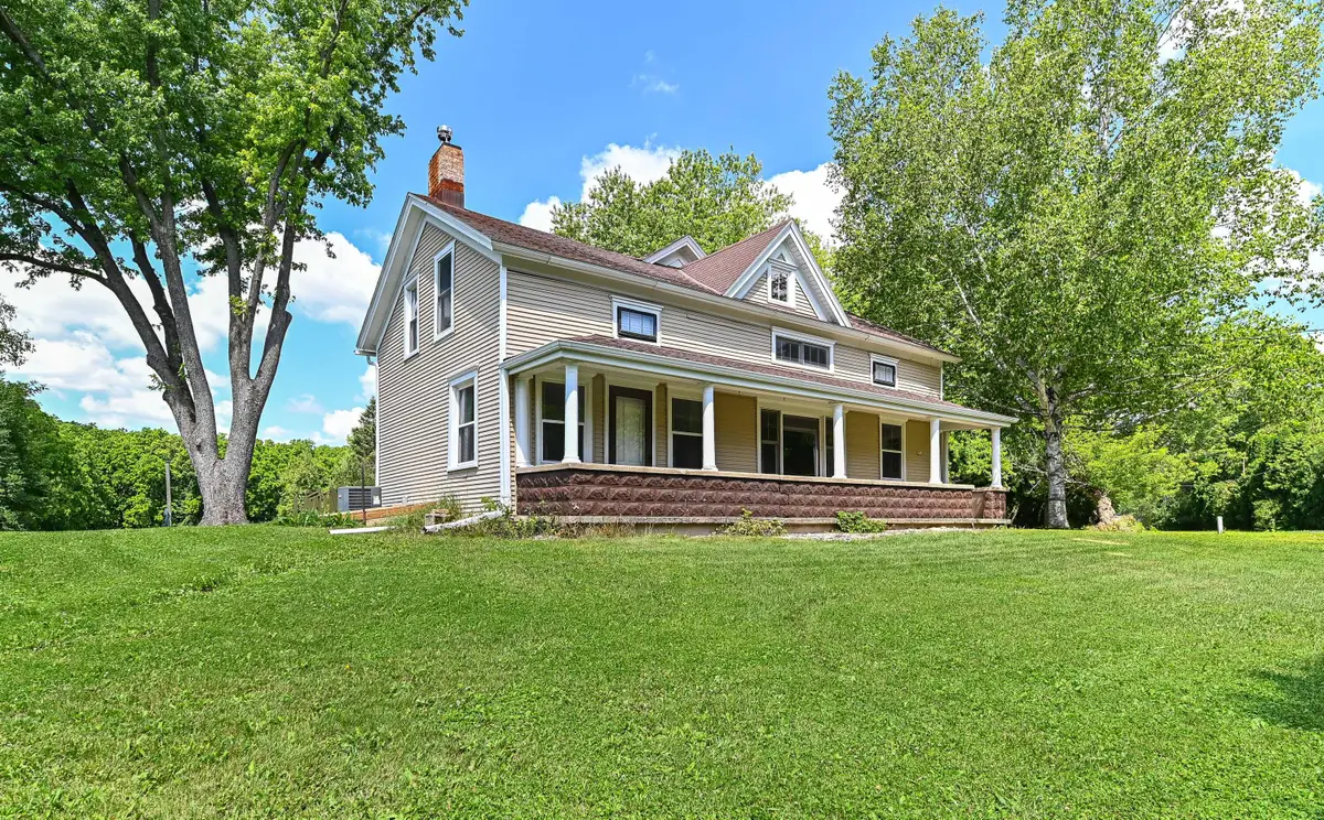 5824 Marsh Rd, Waterford, WI 53185 - #1
