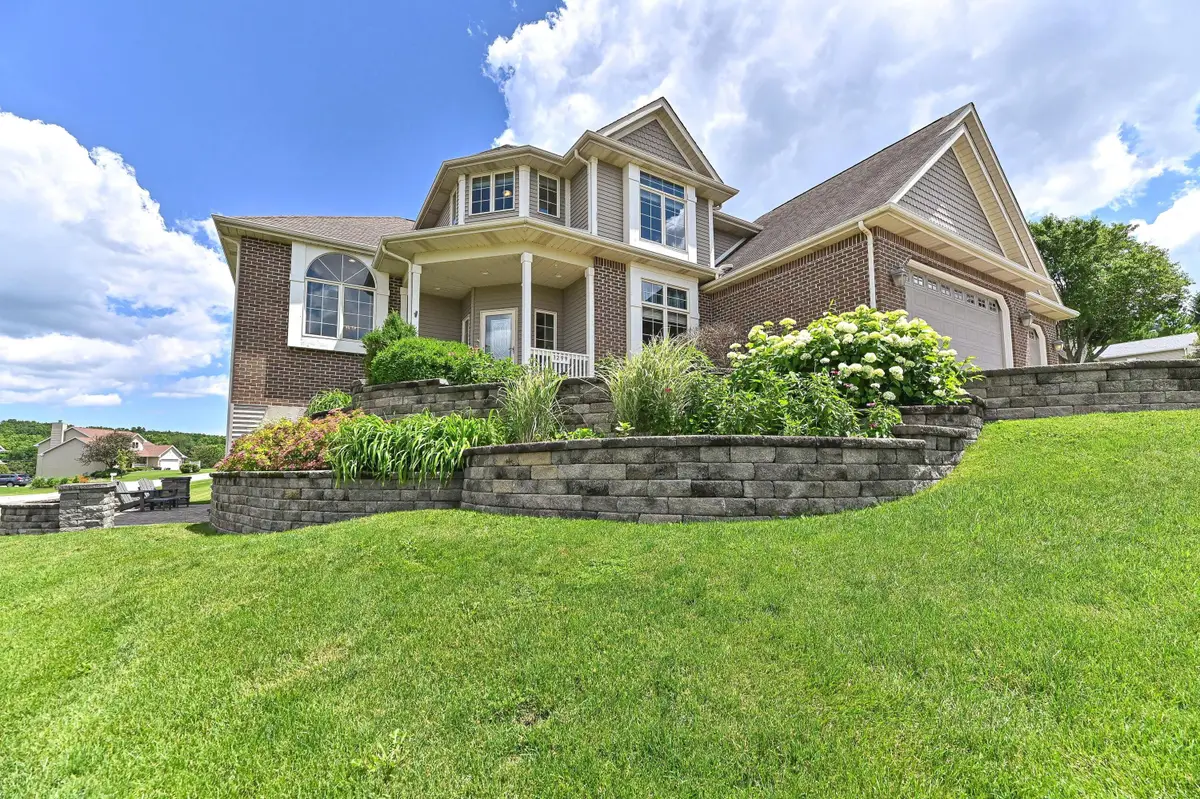 1299 Pheasant Ct, Lake Geneva, WI 53147 - #1