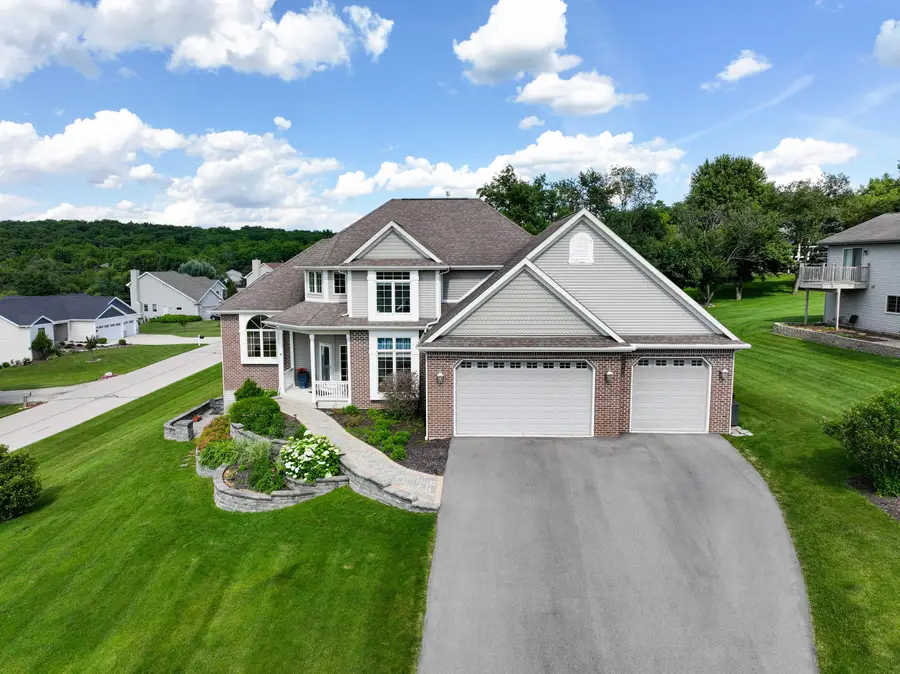 1299 Pheasant Ct, Lake Geneva, WI 53147 - #2