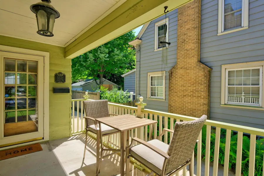 5532 N Lydell Ave, Whitefish Bay, WI 53217 - #2