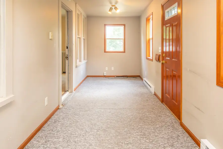236 N Maple St, Watertown, WI 53094 - #2