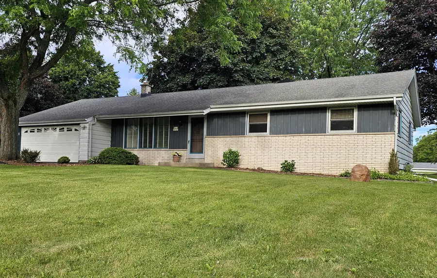 W225N8303 Longview Dr, Lisbon, WI 53089 - #3