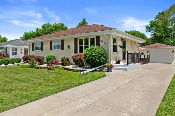 8219 26th Ave, Kenosha, WI 53143