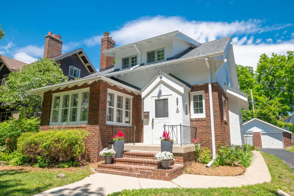 6816 Cedar St, Wauwatosa, WI 53213 - #1