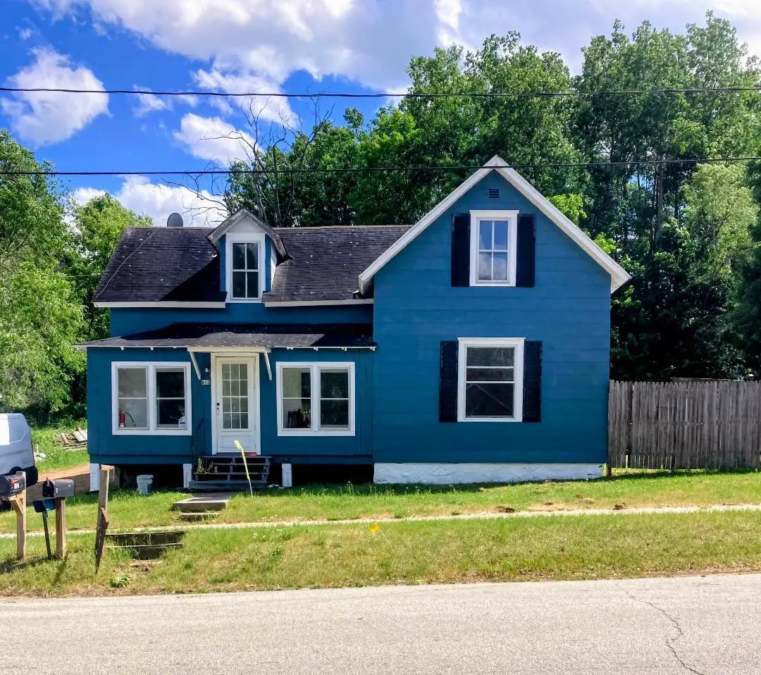 813 Tyler Ave, Wausaukee, WI 54177 - #1