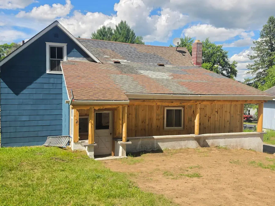 813 Tyler Ave, Wausaukee, WI 54177 - #2