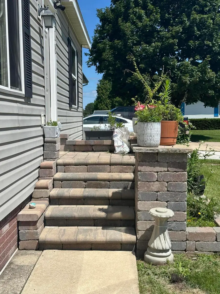 118 S Eastown Manor, Elkhorn, WI 53121 - #3