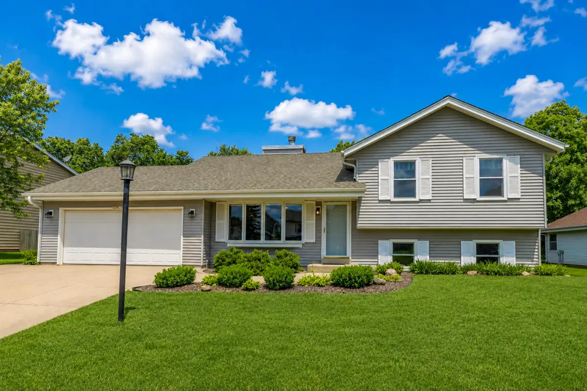 N50W14230 Fairmount Ave, Menomonee Falls, WI 53051 - #1