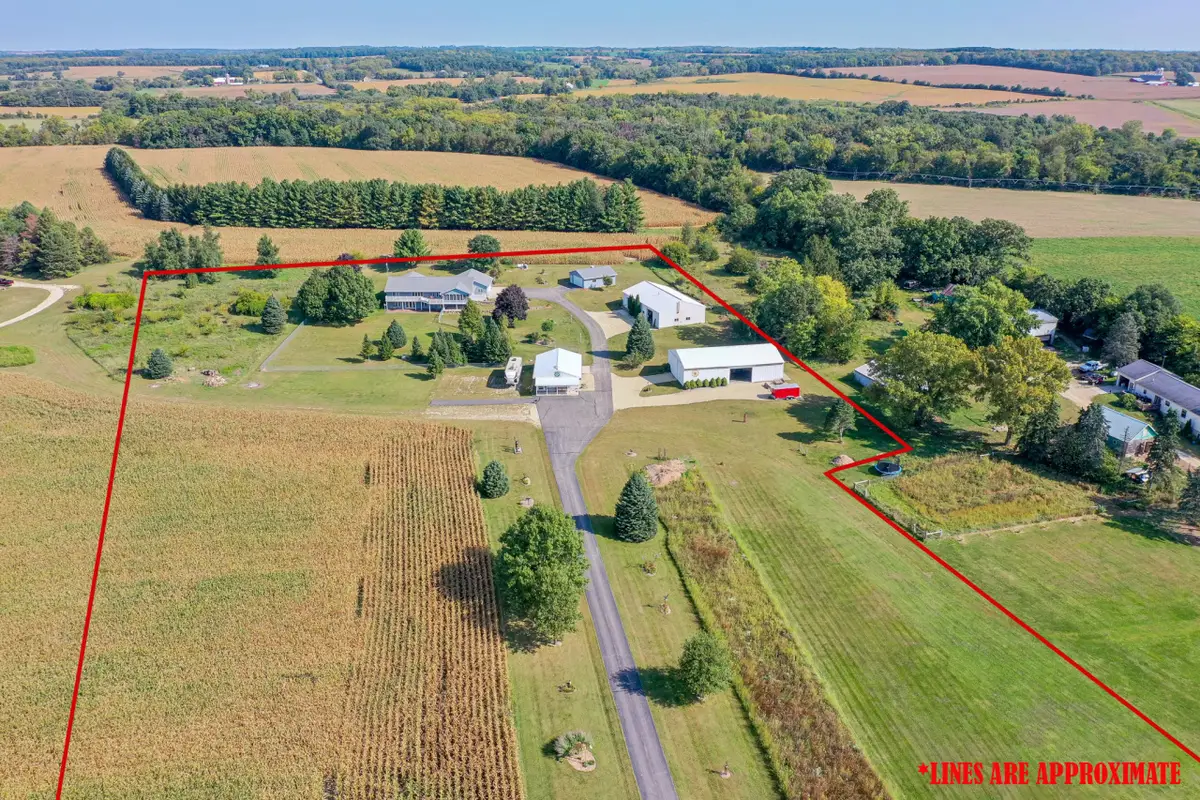 9702 W State Road 81, Newark, WI 53511 - #1