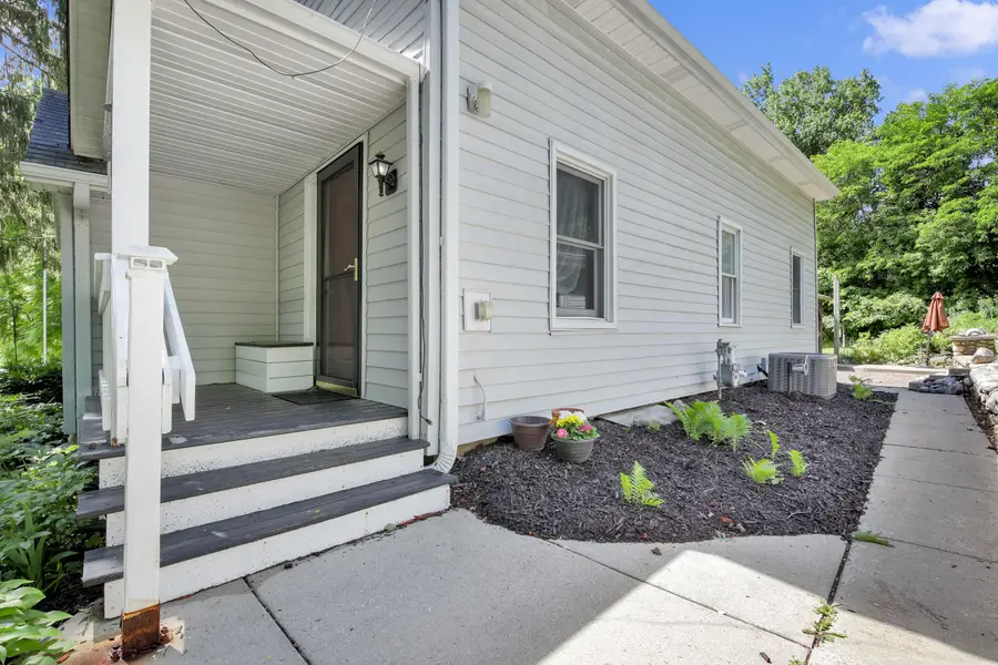 4135 S Racine Ave, New Berlin, WI 53146 - #2