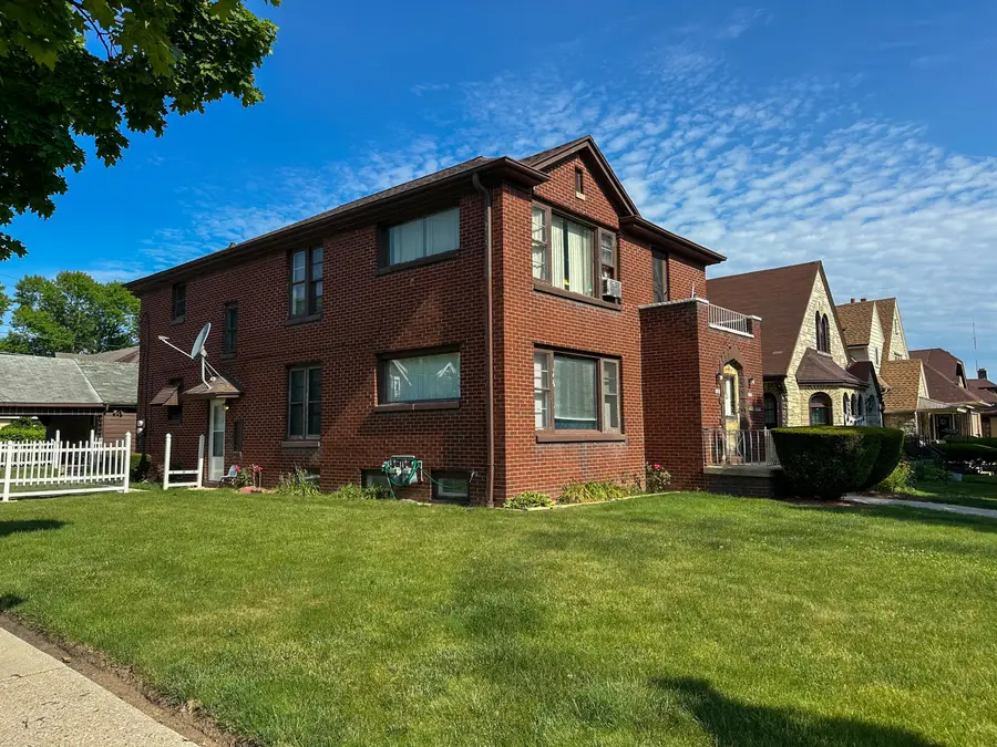 4101 N 12th St, Milwaukee, WI 53209 - #3