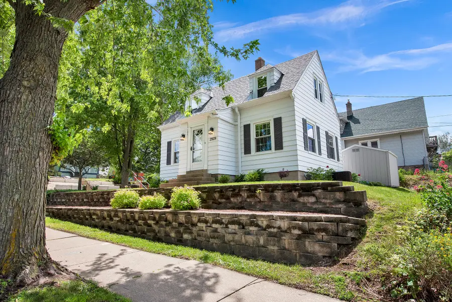 2929 S Ellen St, Milwaukee, WI 53207 - #3